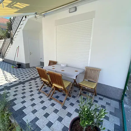 Apartmani Roko Drvenik (Split-Dalmatia)