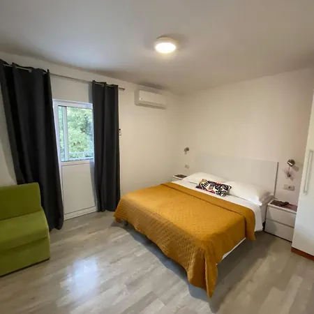Apartmani Roko Apartment Drvenik (Split-Dalmatia)