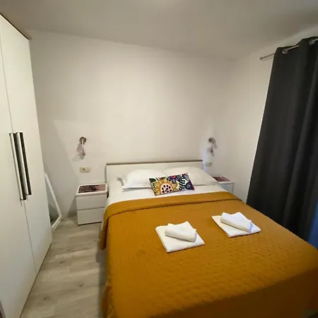 Apartment Apartmani Roko *