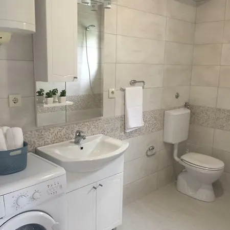 Апартаменты Roko Дрвеник