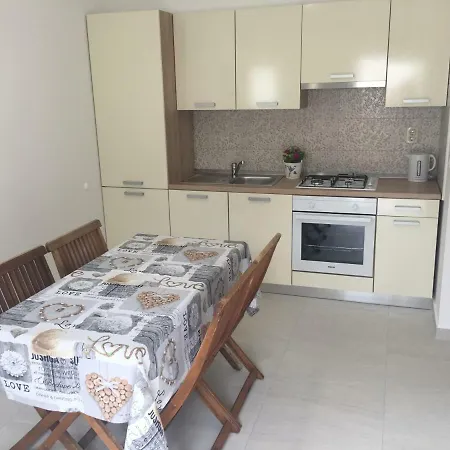 Апартаменты Roko Дрвеник