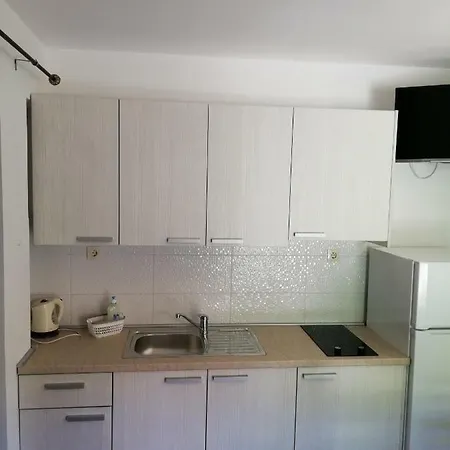 Apartmani Roko Apartment Drvenik (Split-Dalmatia)