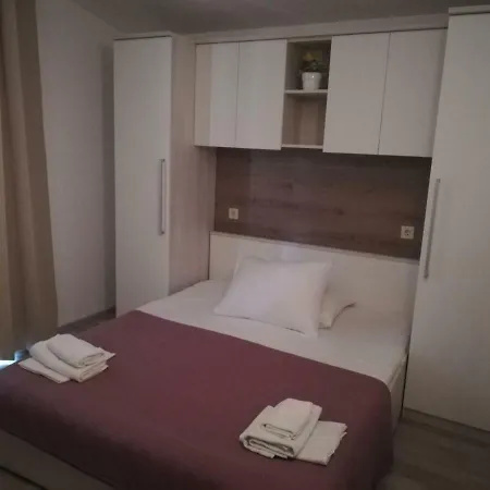 Apartmani Roko Drvenik (Split-Dalmatia)